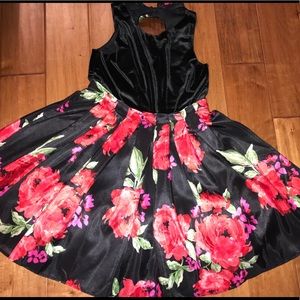 Red Floral Holiday Dress!